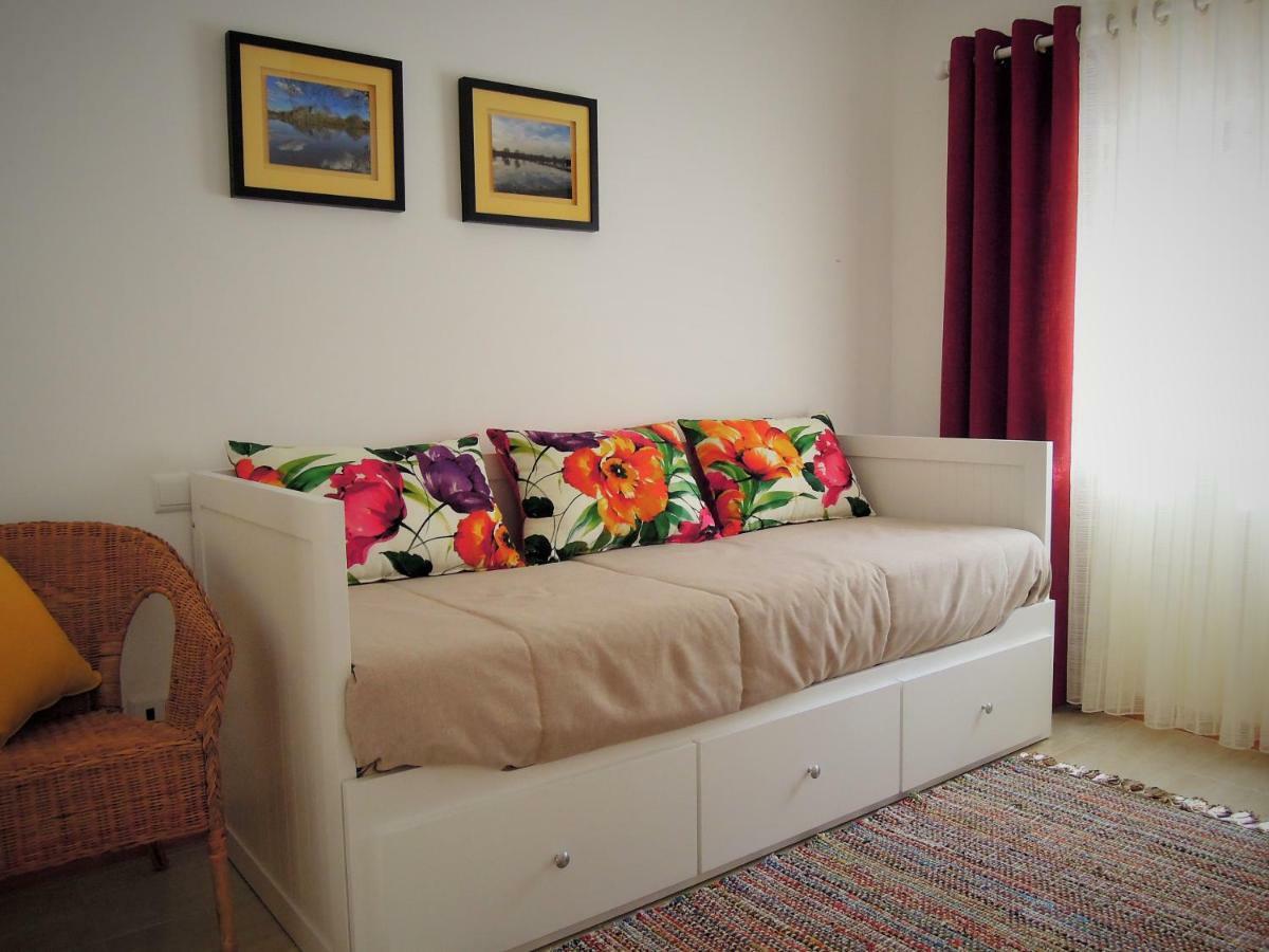 Casa Do Professor Holiday home *